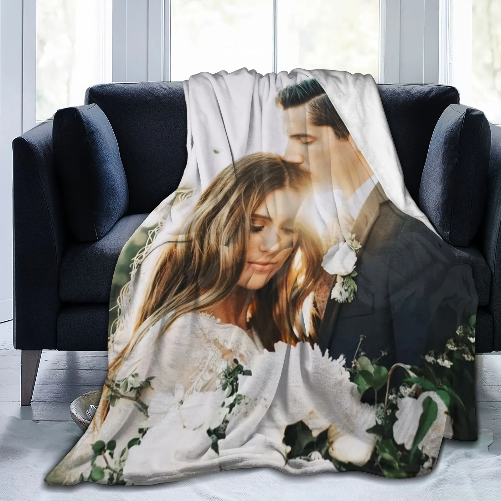 1pc Cozy Customized Picture Blanket - Throws with Personalized Photo, Soft Fleece, and Unique Gift Idea - Perfect for Family, Friends, and Loved Ones