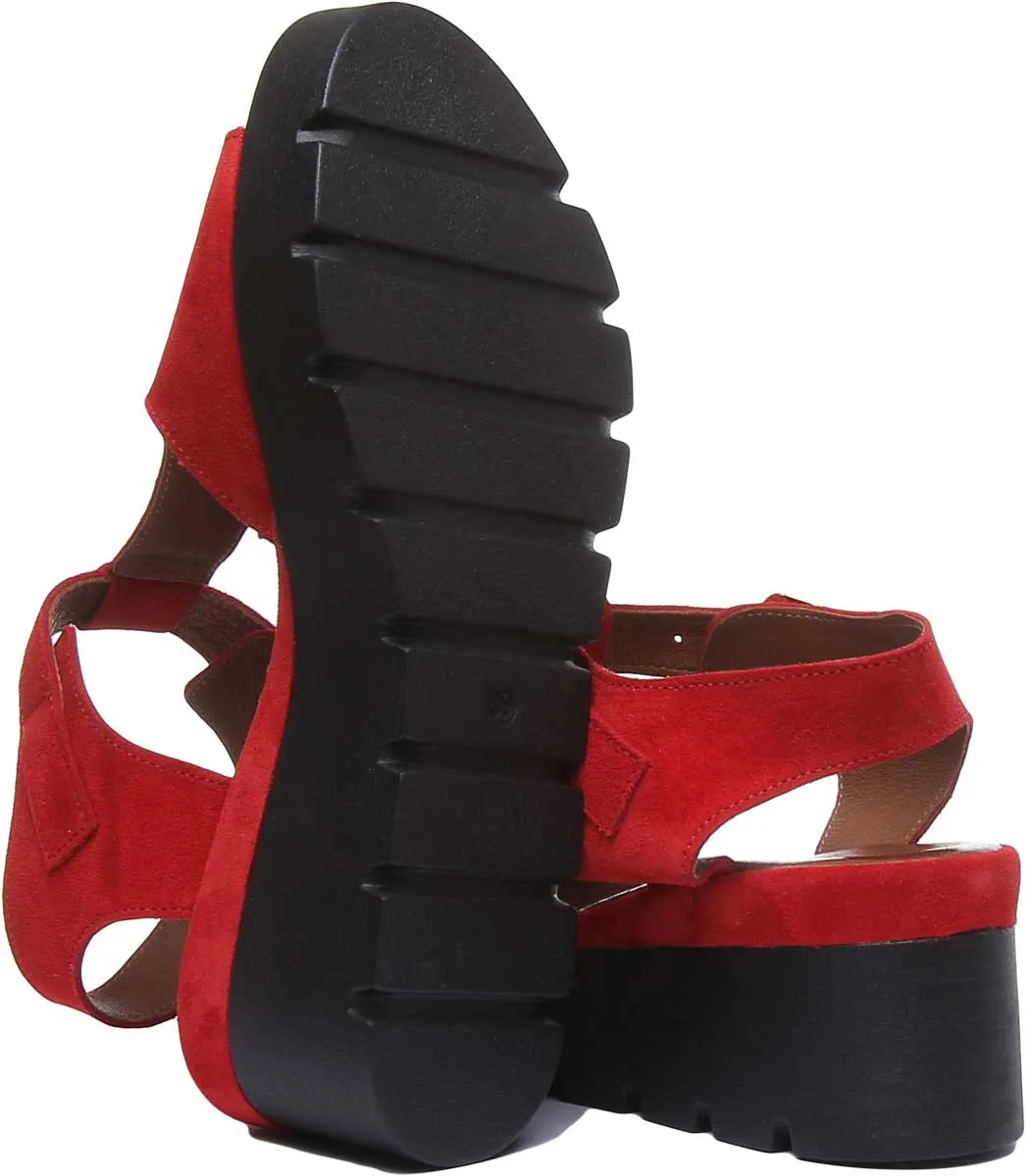 6200 Summer Wedge Sandal In Red
