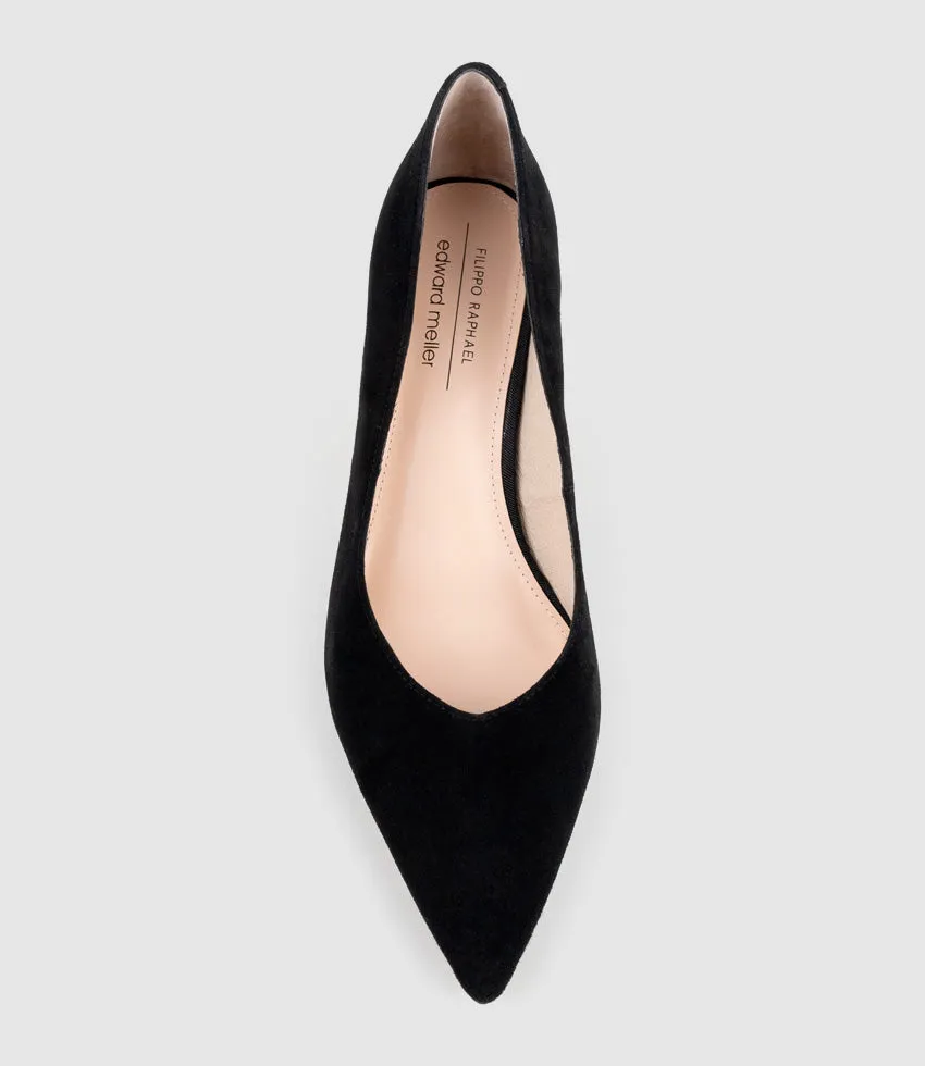 ANNETTE55 V Throat Pump in Black Suede