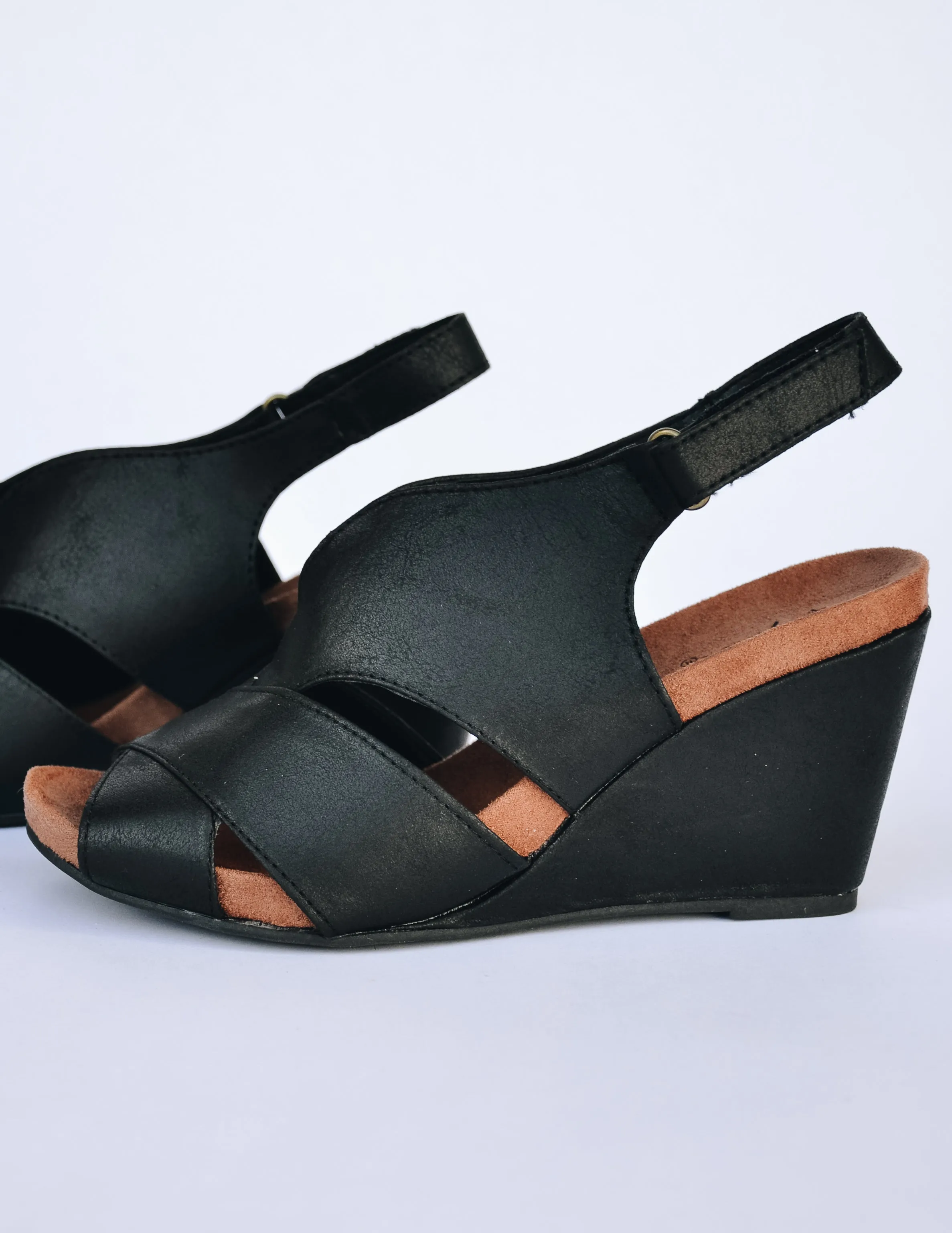 ANOTHER GLANCE WEDGE - Black