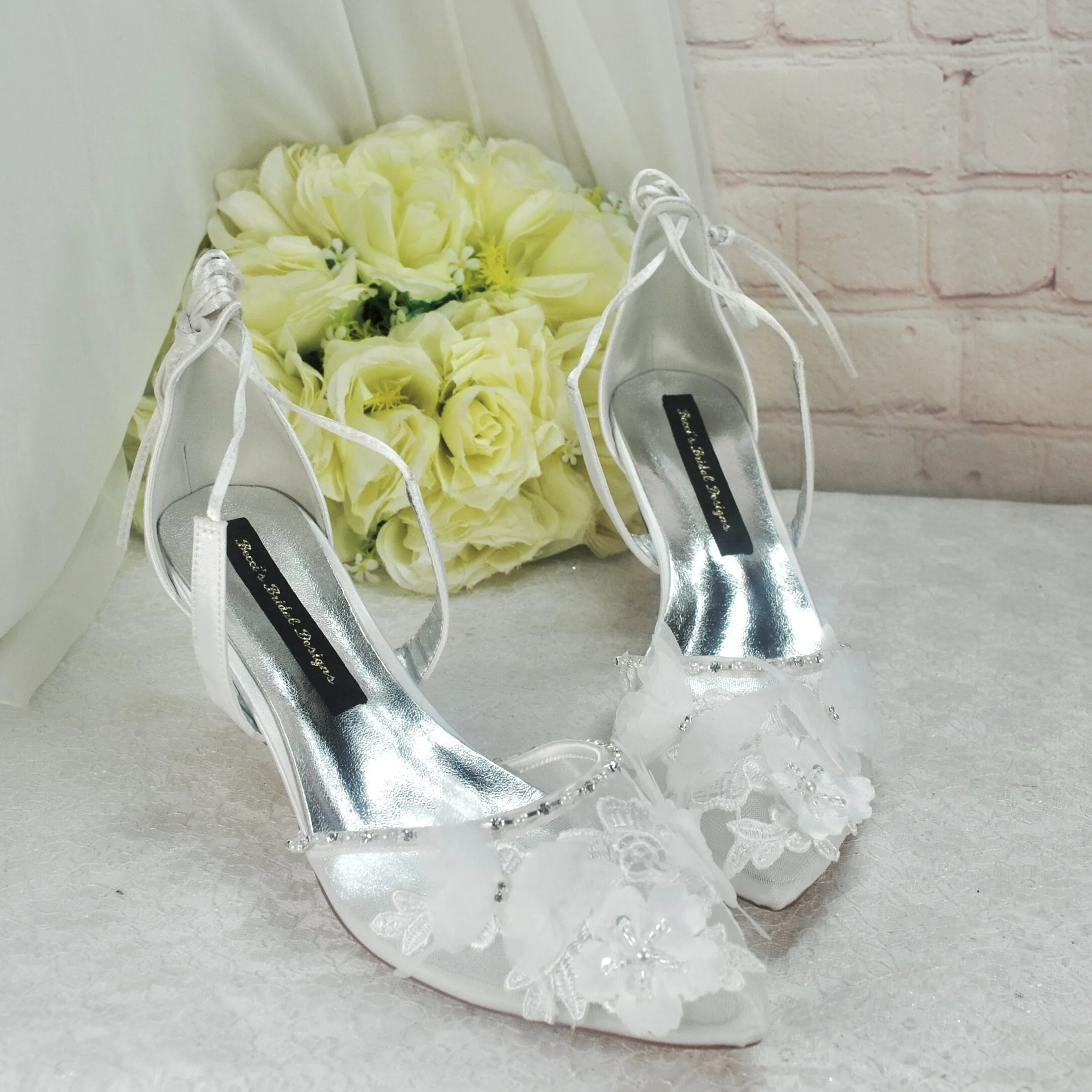 Embroidered White Butterfly Sandals Size UK7/US9.5