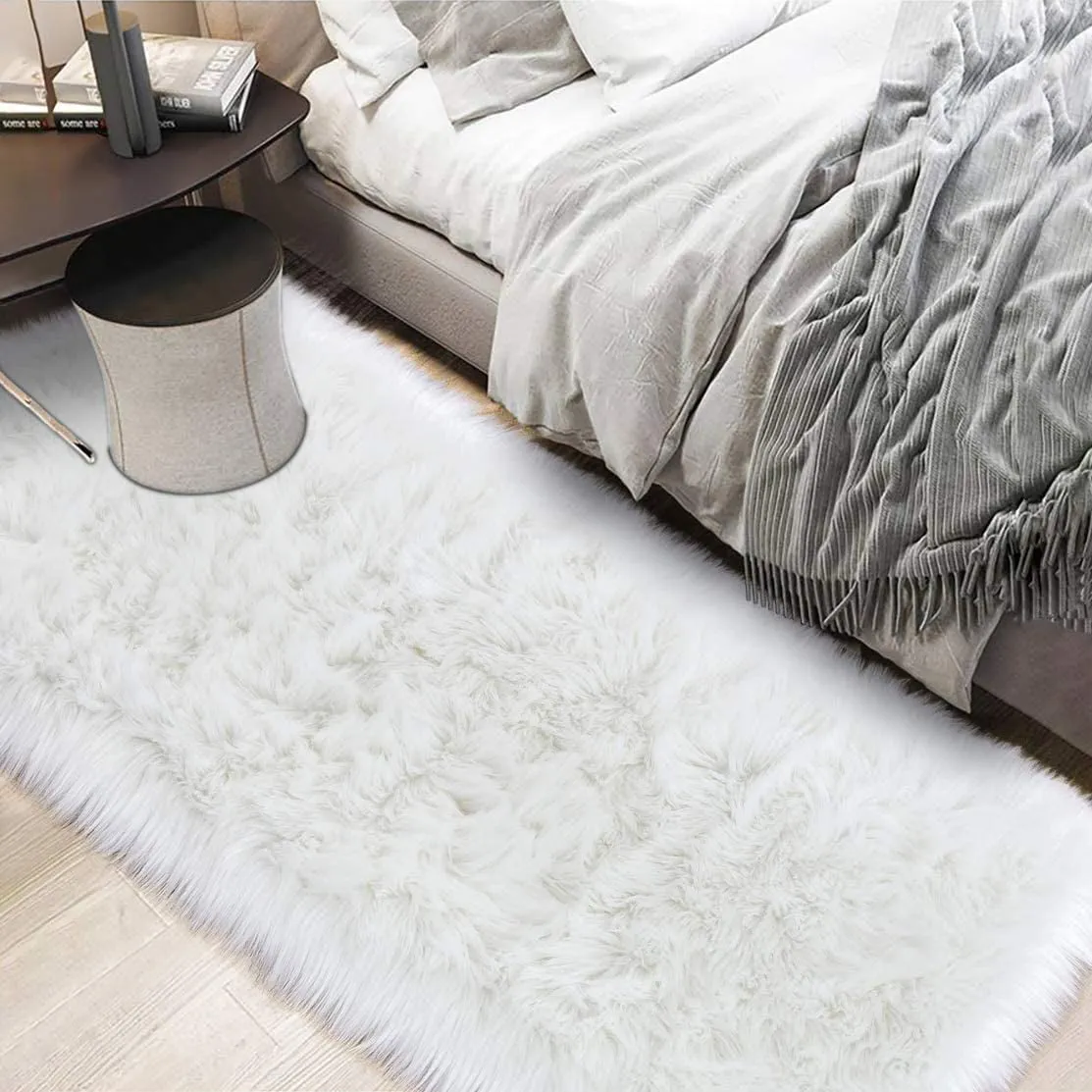 LOCHAS Ultra Soft Fluffy Rugs Faux Fur Sheepskin Area Rug for Bedroom Bedside Living Room Carpet Nursery Washable Floor Mat,2'x4',White