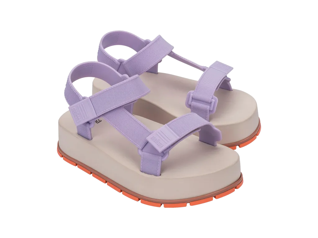 Melissa Flowing Platform