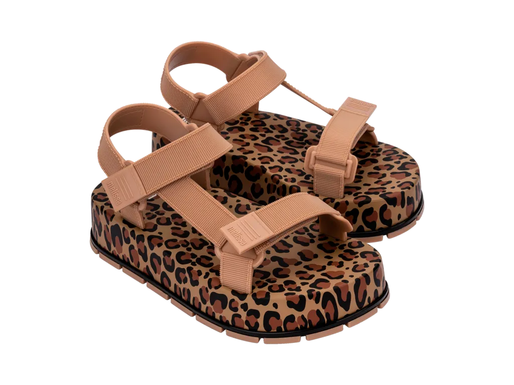 Melissa Flowing Platform