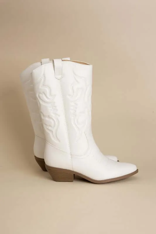 Rerun Western Cowgirl Embroidery Boots