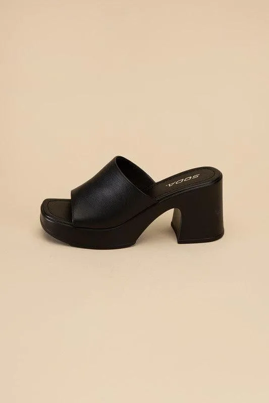 SODA Typo Slide Mule