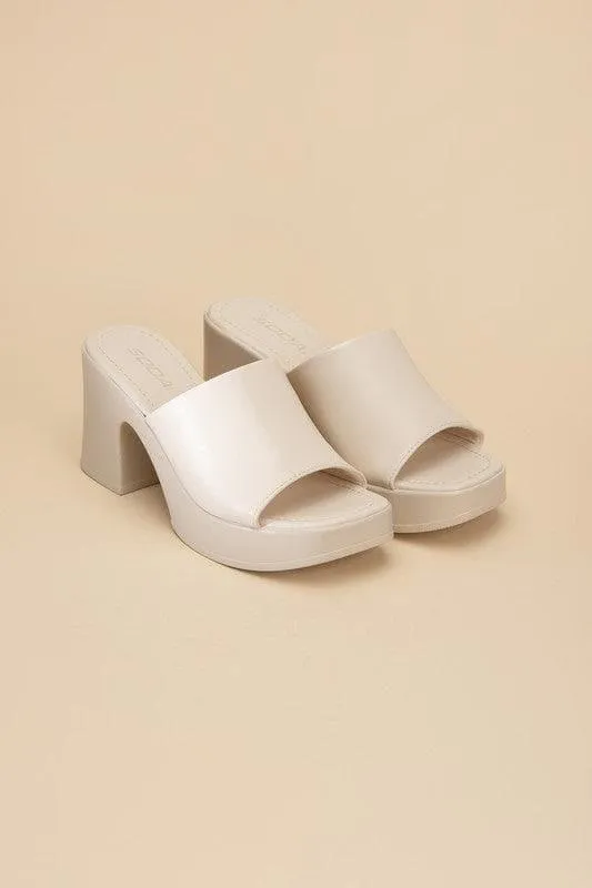 SODA Typo Slide Mule