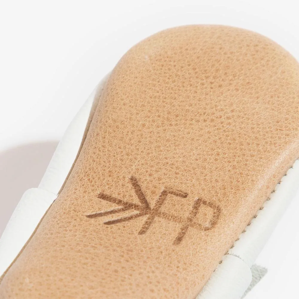 White Bow Moccasins