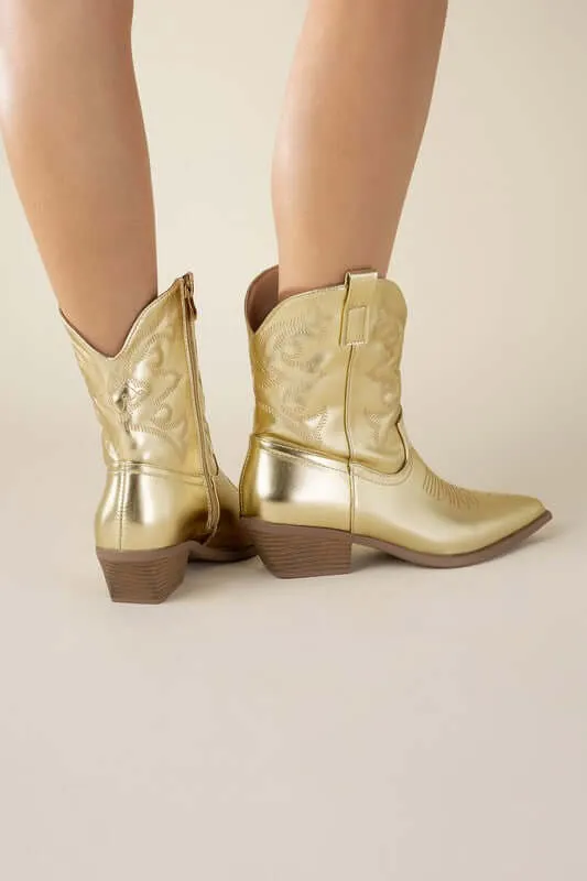 Willa Western Tapered Toe Block Heel Cowboy Boots
