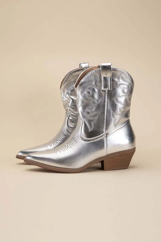 Willa Western Tapered Toe Block Heel Cowboy Boots