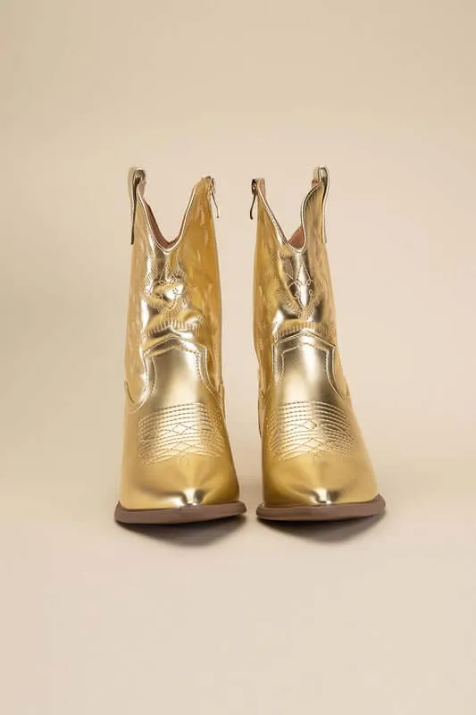 Willa Western Tapered Toe Block Heel Cowboy Boots