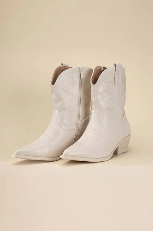 Willa Western Tapered Toe Block Heel Cowboy Boots
