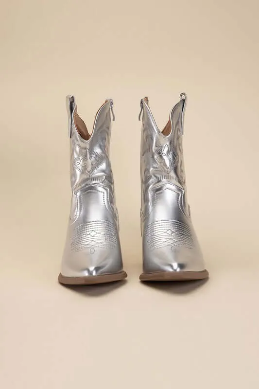 Willa Western Tapered Toe Block Heel Cowboy Boots