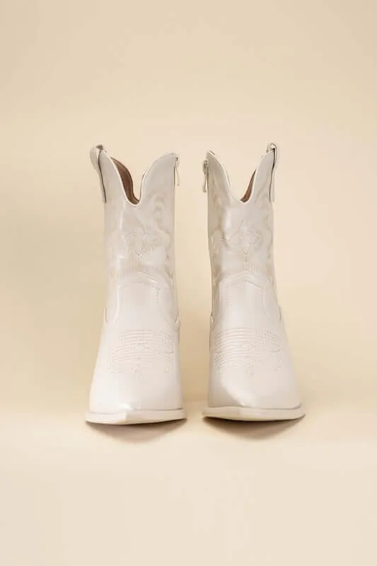 Willa Western Tapered Toe Block Heel Cowboy Boots
